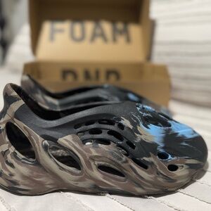 Men Adidas Yeezy Foam Runners.